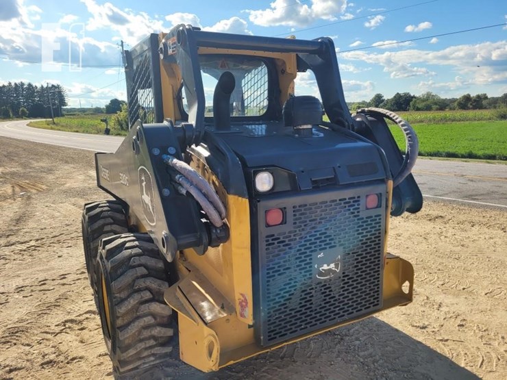 deere-320g-image-11