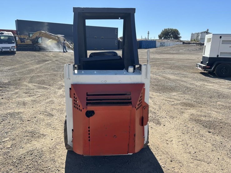 bobcat-343-image-8