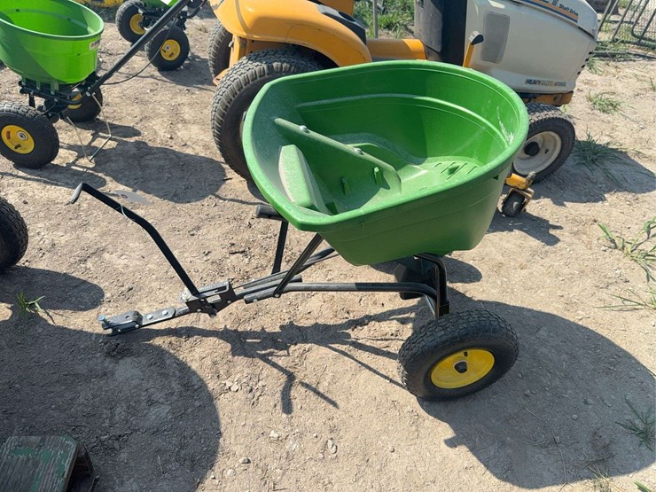 john-deere-130-image-1