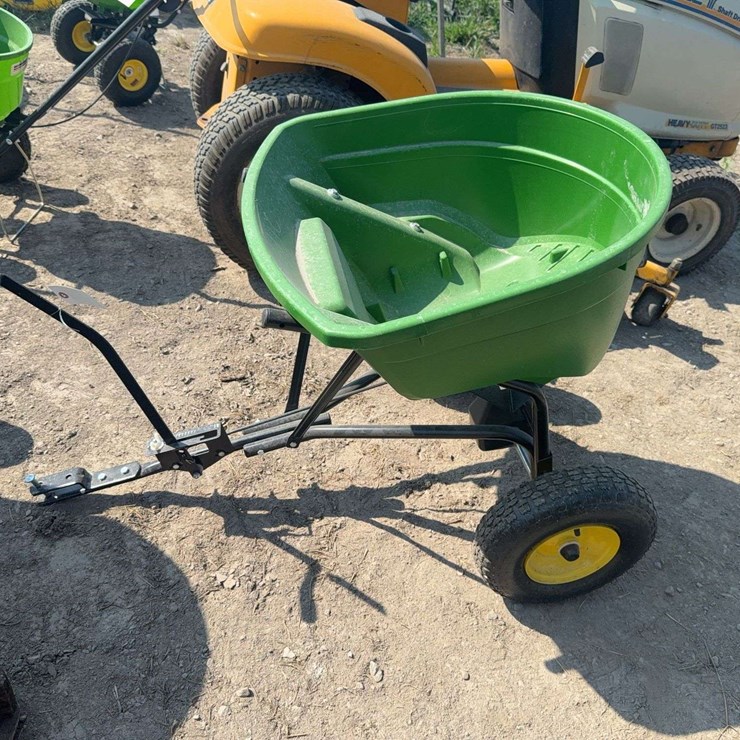 JOHN DEERE 130