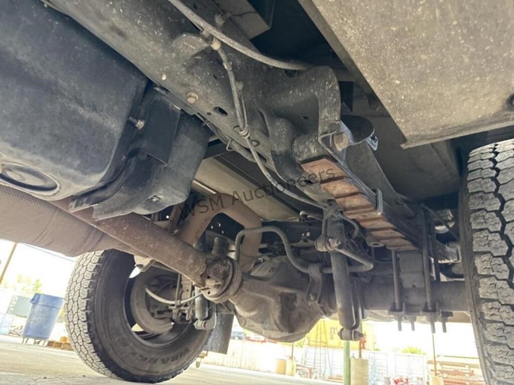 2012-ford-f350-image-26