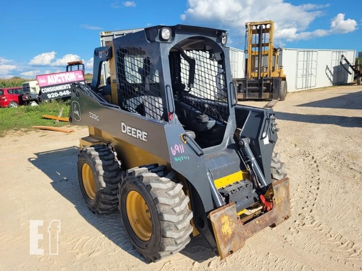 deere-320g-image-4