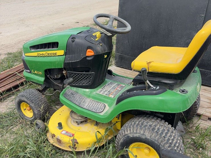 john-deere-la125-image-4