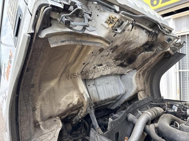 2006-ford-lcf-image-16
