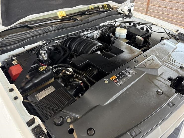 2014-chevrolet-silverado-1500-image-11