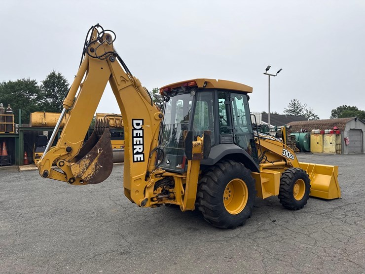 deere-310-image-3
