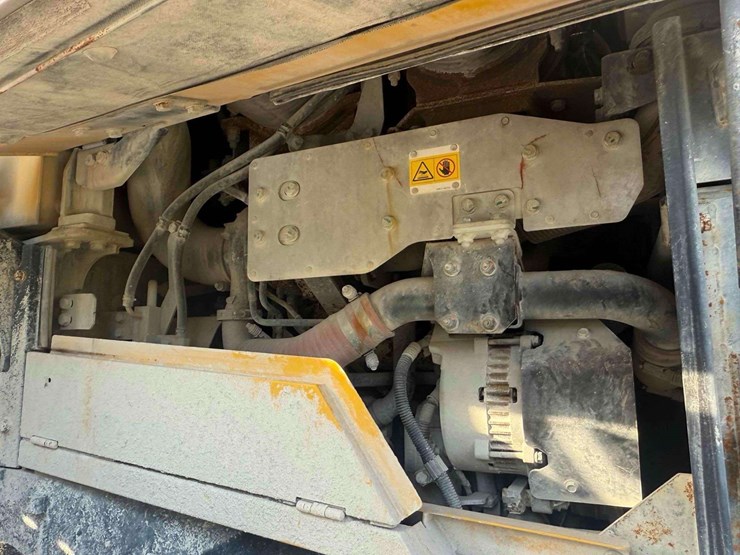 2018-komatsu-wa380-8-image-7