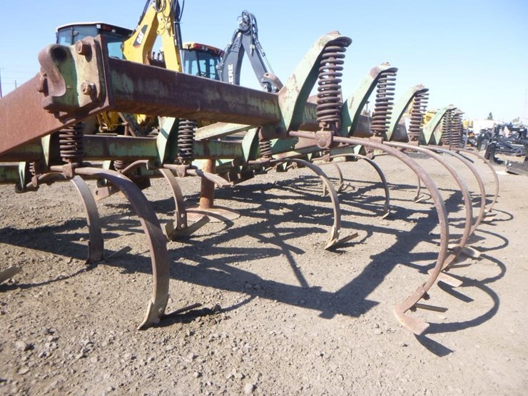 john-deere-110-image-6