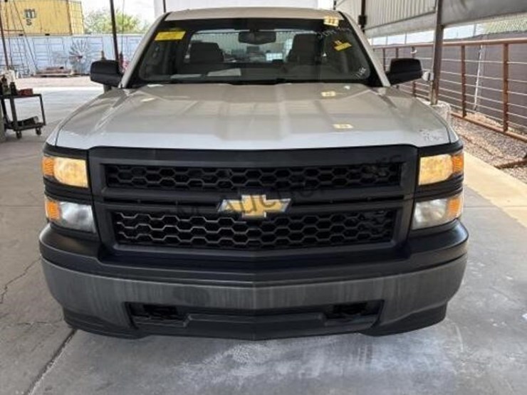 2014-chevrolet-silverado-1500-image-3