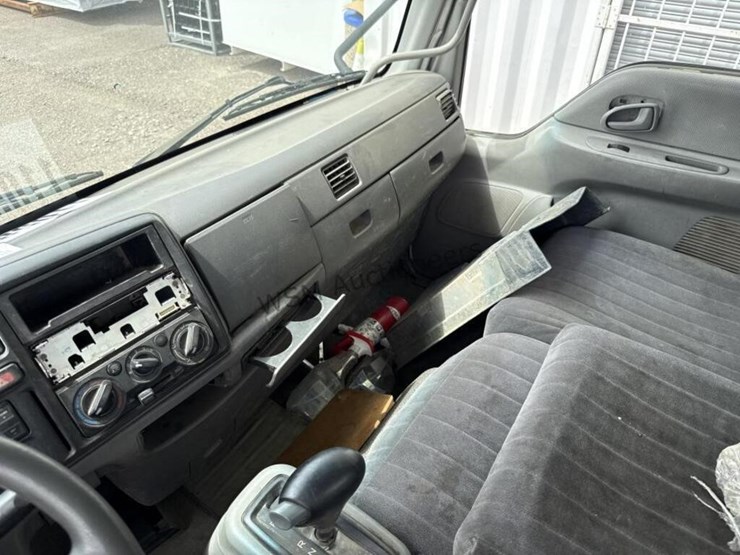 2006-ford-lcf-image-22