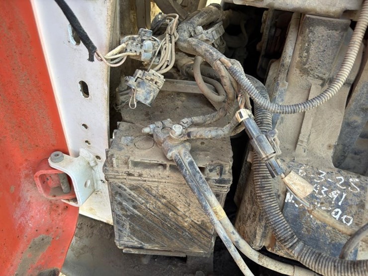 2016-bobcat-t590-image-29