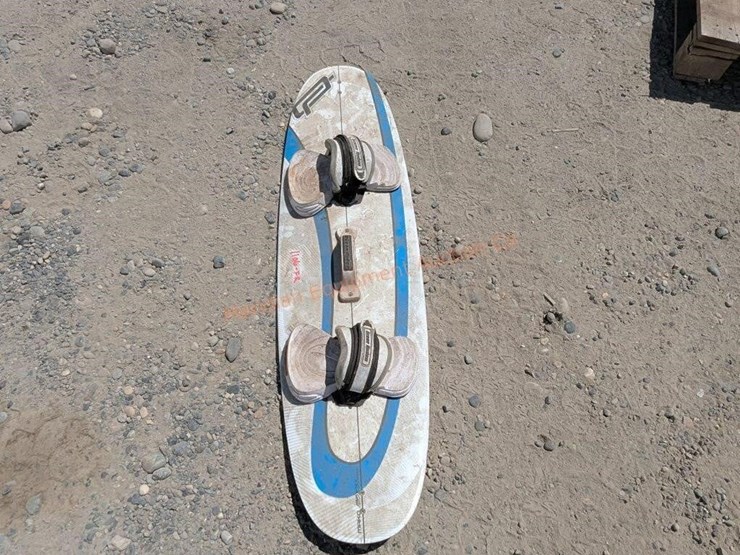 snowboard,-waterski,-&-hammock-image-8