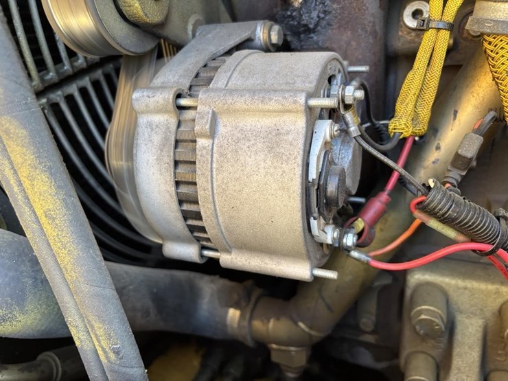 2005-deere-755c-image-54