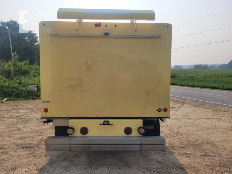 2018-ford-e450-image-11