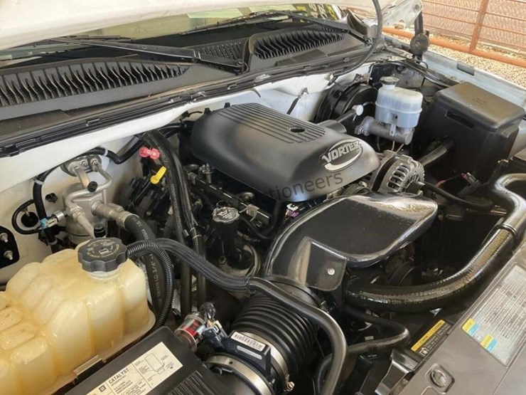 2006-chevrolet-silverado-1500-image-12
