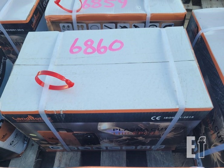 land-honor-lhr-epc40-plasma-cutter-image-1