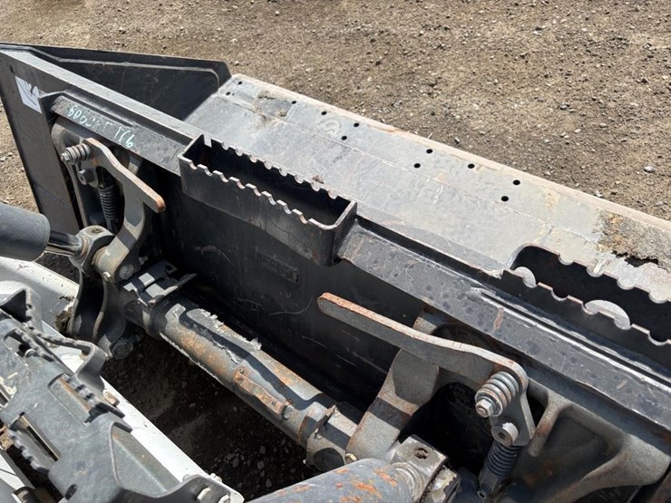 2023-bobcat-t66-image-11