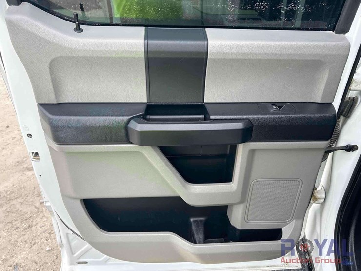2017-ford-f250-image-19