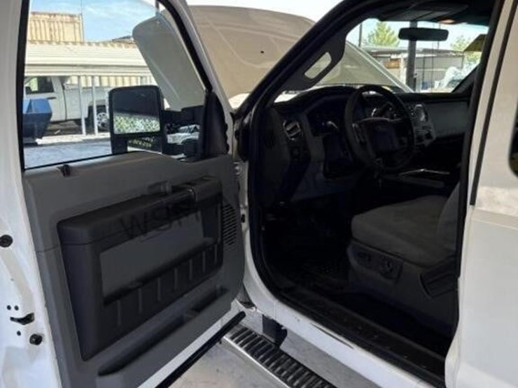 2012-ford-f250-image-25