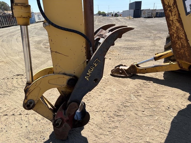 1998-deere-410e-image-21