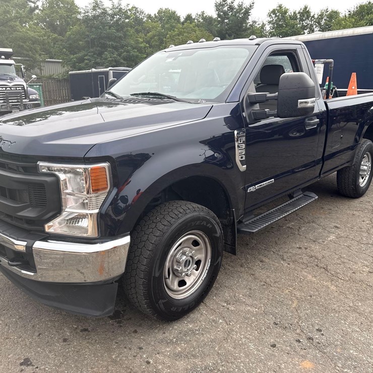 2022 FORD F350