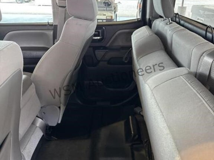 2014-chevrolet-silverado-1500-image-24