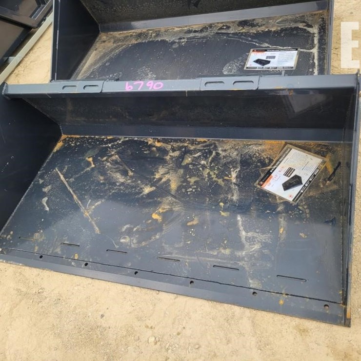 WOLVERINE TDB-11-66W BUCKET