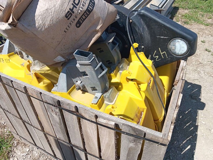 john-deere-12-image-4