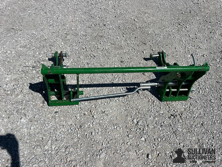 john-deere-quick-attach-image-2