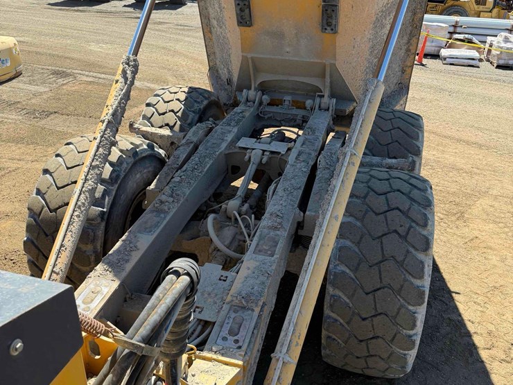 2014-deere-370e-image-7