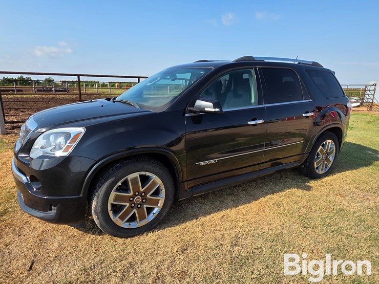 2012-gmc-acadia-denali-image-1
