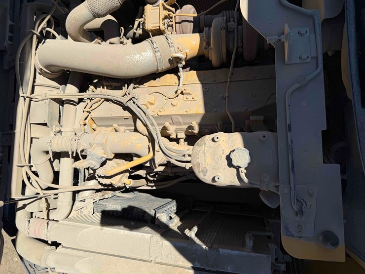 2014-deere-370e-image-6