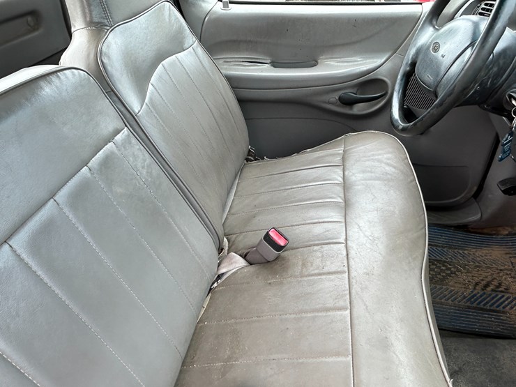 1997-ford-f250-image-32