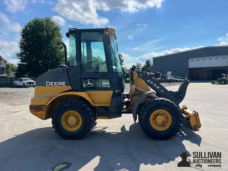 2018-deere-244k-image-4