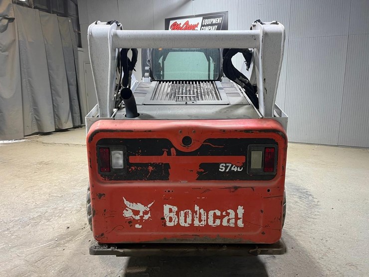 2018-bobcat-s740-image-4