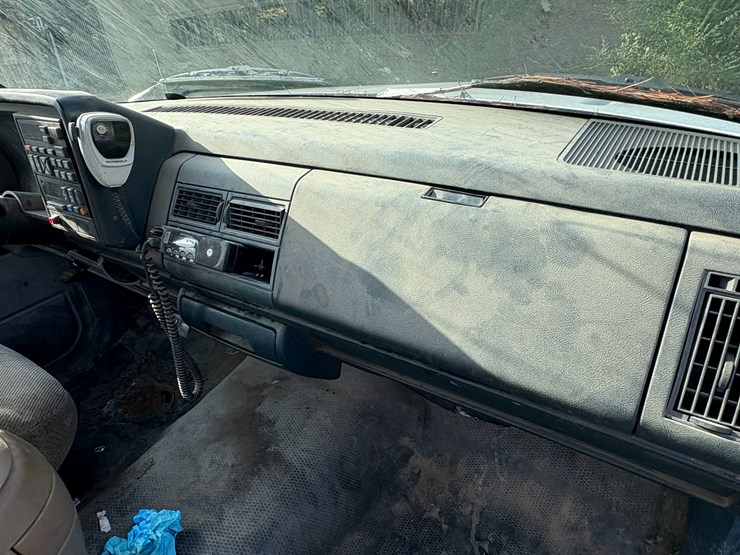 1994-chevrolet-1500-image-22