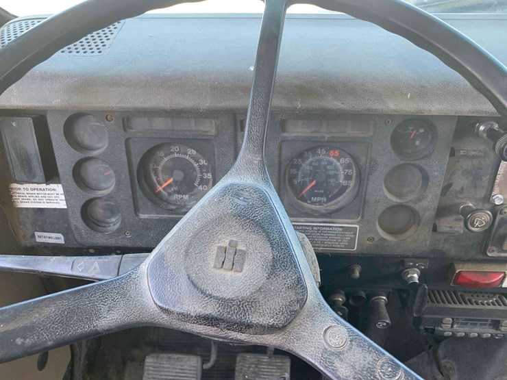 1985-custom-built-image-21
