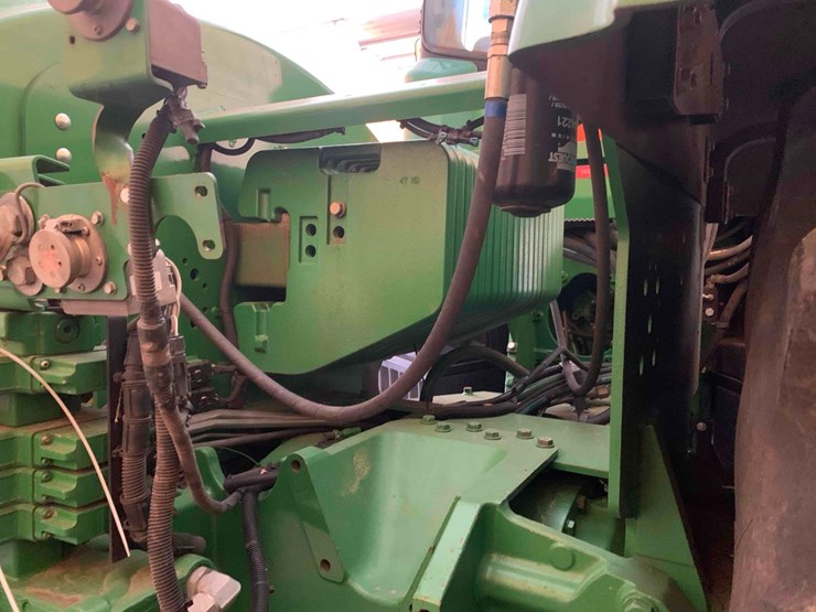 2013-john-deere-9560r-image-36