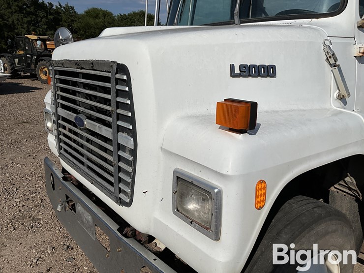 1989-ford-lnt9000-image-9