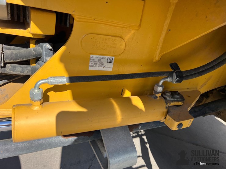 2018-deere-244k-image-13