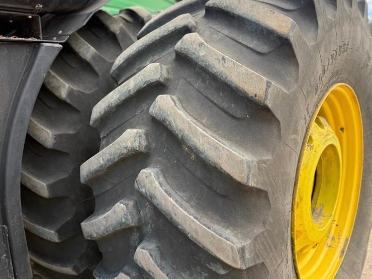 2013-john-deere-9560r-image-5