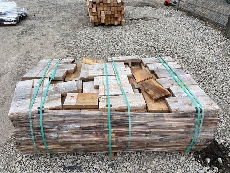 lot-assorted-cedar-kindling-blocks-image-5