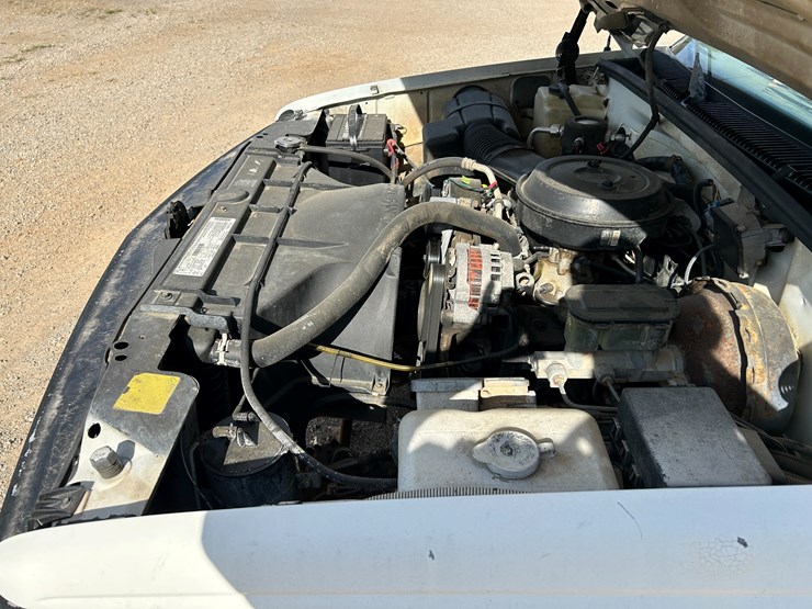 2005-chevrolet-1500-image-23