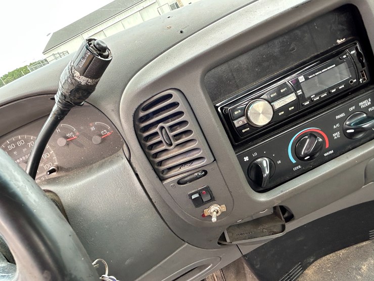 1997-ford-f250-image-47