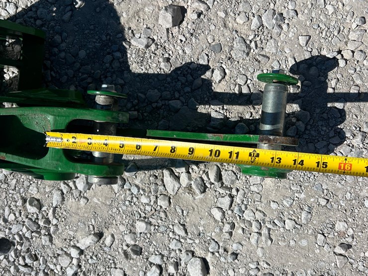 john-deere-quick-attach-image-8