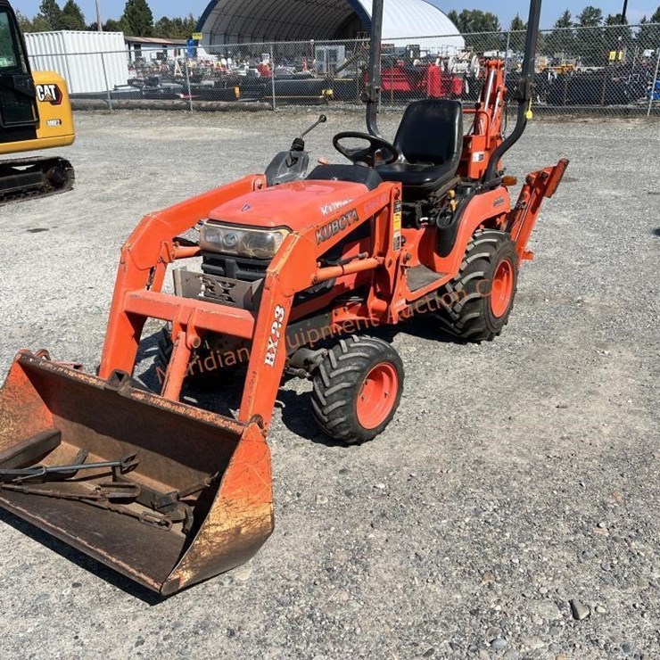 KUBOTA BX23