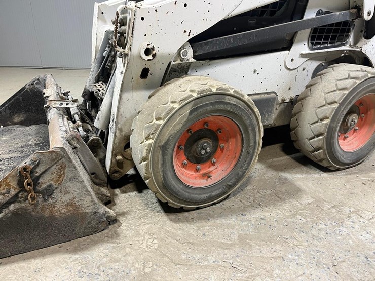 2018-bobcat-s740-image-12