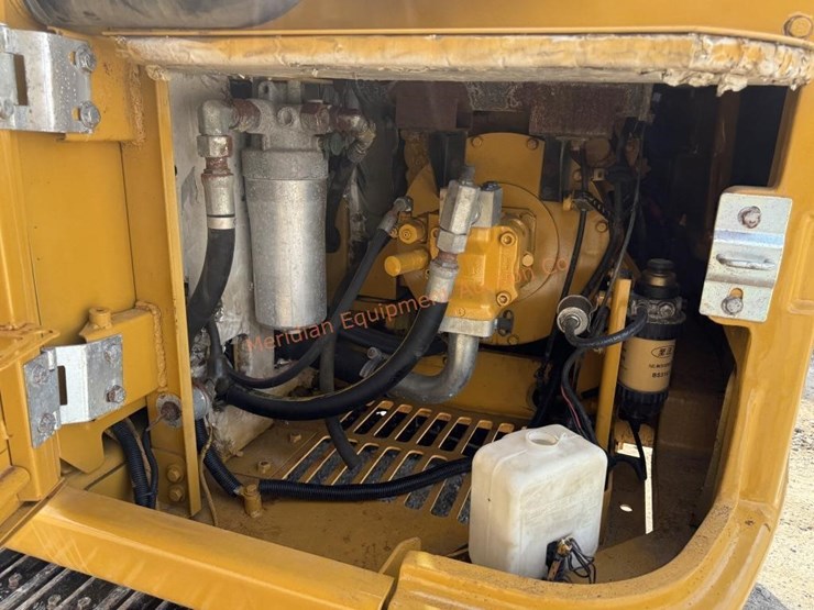 2020-cat-306e2-excavator-image-42