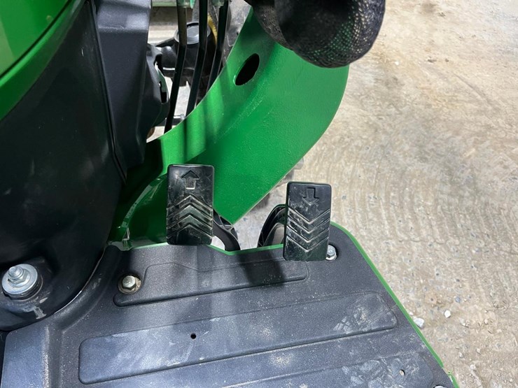 2019-john-deere-3025e-image-28