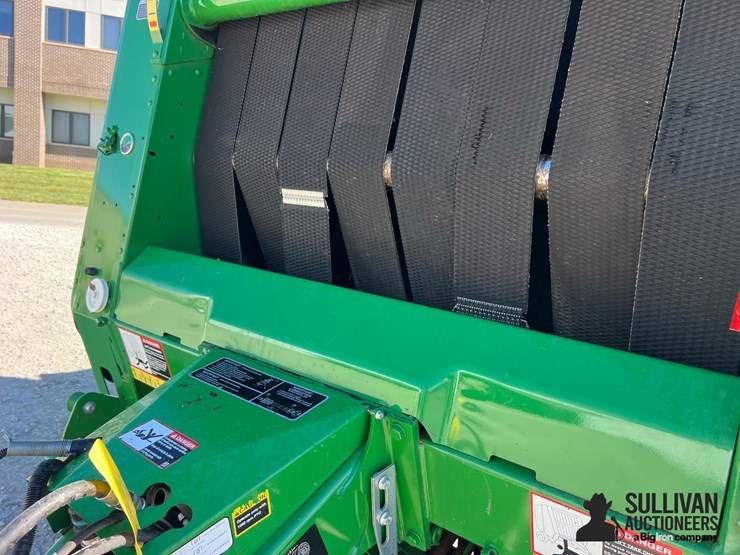 2019-john-deere-560m-image-10